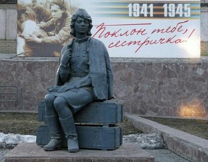 Они спасают наши жизни: памятники медикам, почтение к которым никогда не пройдет