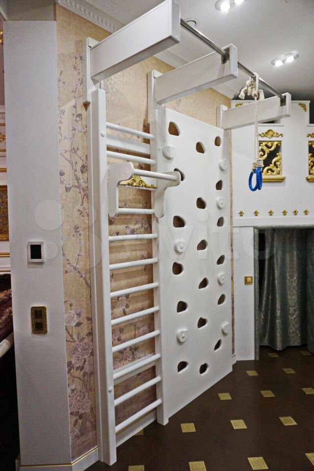 Так жить нельзя: нефтяников Сургута завалило золотом