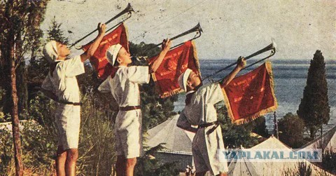 А какие песни пели вы?