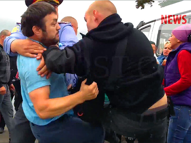 Драка на садоводе сегодня. Драка на рынке в Москве.