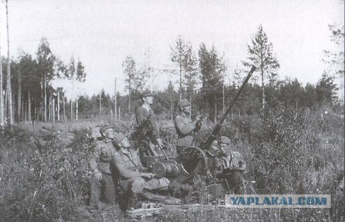 Пулемет-призрак.  Для чего в 1941 году объединили пулемет Максима и патефон