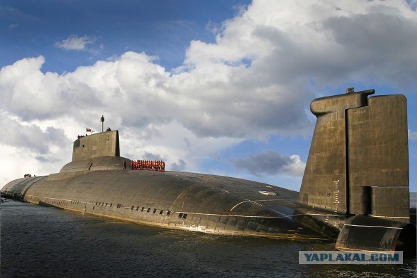 Атомный подводный ракетный крейсер «Красноярск» проекта 885 «Ясень-М» — самый большой в мире — сегодня спустили на воду в Северодвинске