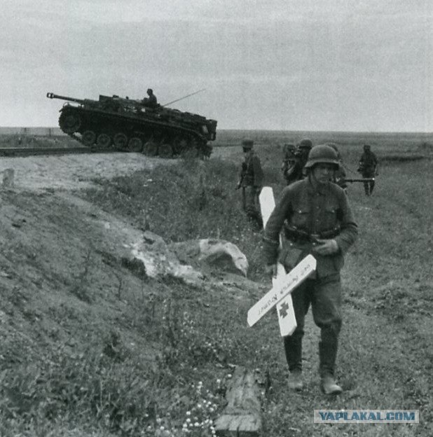 Фотографии второй мировой, многие цветные (фото)