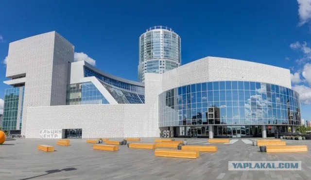Посадка в зимнем Екатеринбурге глазами пилота