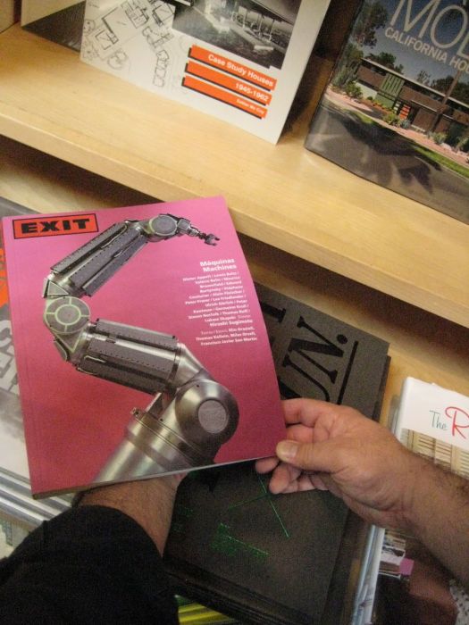 Креативные игры с обложками журналов