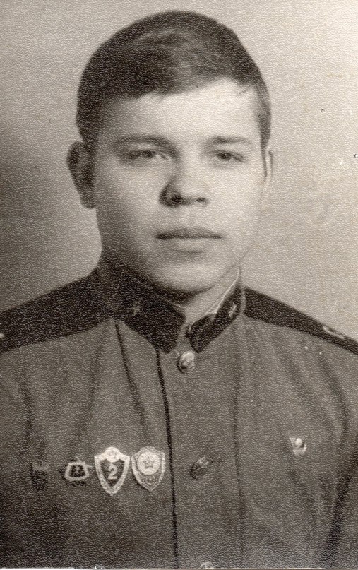 Они не откосили. Да тогда это и не модно было