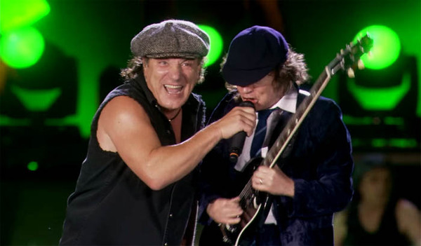 Брайан Джонсон об уходе из AC/DC: Я не хочу смущать группу и фанатов