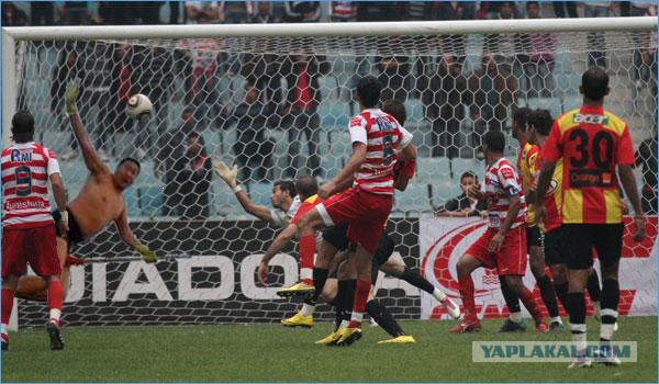 Не совсем здоровые люди из соцсетей....