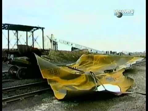 От взрыва цистерны у порта Корсакова погиб мужчина