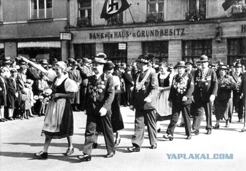 Фотографии второй мировой, многие цветные (фото)