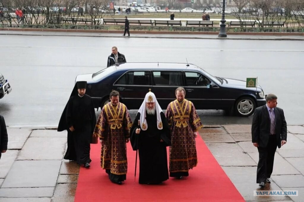 Кирилл священник Патриарх