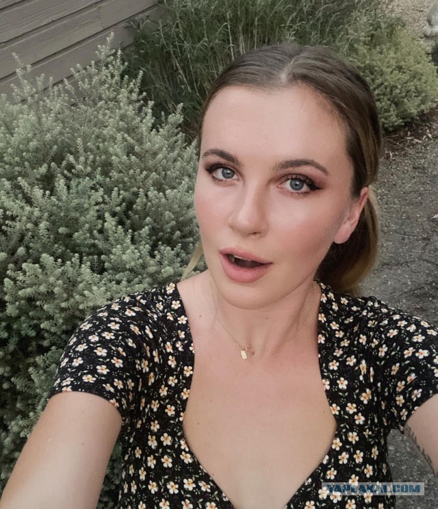 Айрленд Болдуин на снимках в Instagram