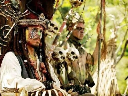 Российский турист стал
вождём африканского
племени после исчезновения в сафари