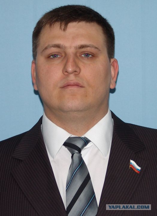 Катамаран и грузовая баржа столкнулись на Волге напротив Волгограда