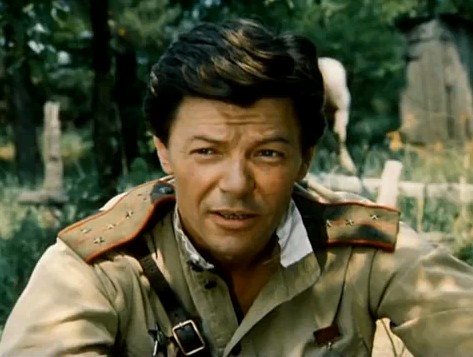 А кого вы любили в советских фильмах?
