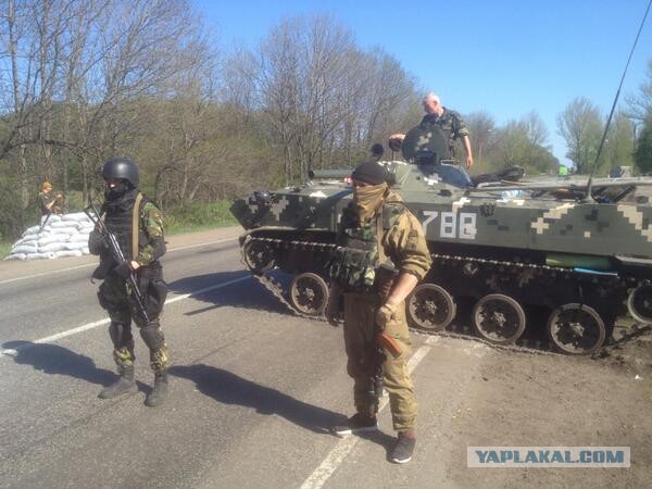 На окраине Славянска началась перестрелка