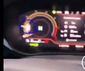 Не опять, а снова: у новенькой Lada Vesta на ходу заблокировался руль