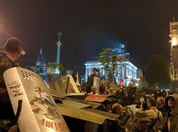 Киев. Самооборона майдана vs. Правый сектор