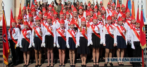 Почему все носят георгиевскую ленту неправильно