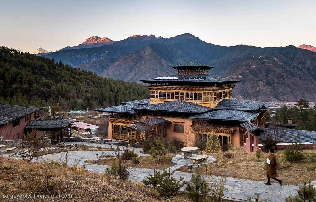 Бутан п. Дже Кхемпо бутан. Архитектура бутана. Бутан Страна.