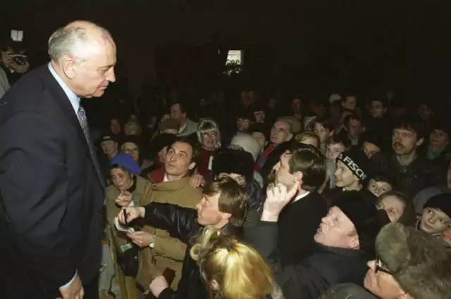 Период распада