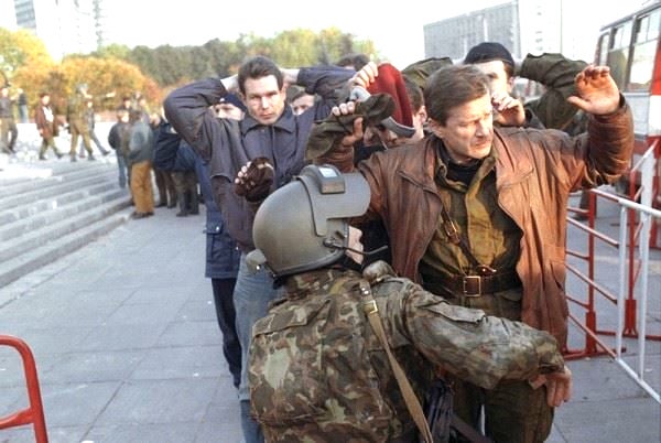 Служебный долг или совесть: как бойцы «Альфы» утратили доверие первого президента РФ