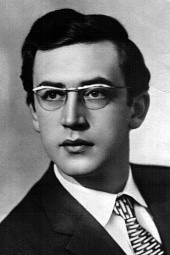 А какой у вас самый позитивный актер?