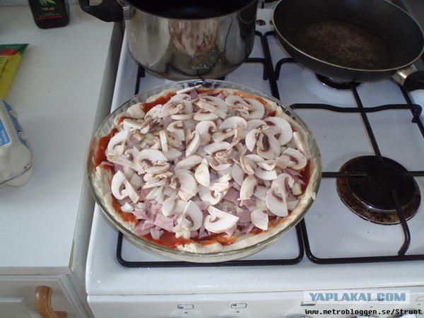 Трехкилограммовая пицца (14 фото)