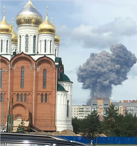 В Дзержинске на оборонном заводе что-то не хило рвануло только что