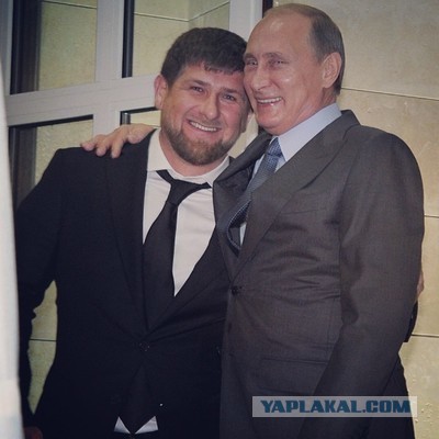 В Калуге группа людей перекрыла машинами дорогу и стала танцевать лезгинку