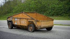 "Как я привёз Cybertruck в Екатеринбург и что из этого вышло"