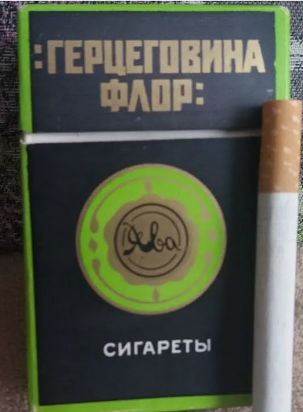 Только рождённые в СССР смогут сказать,почему - "Одна на четверых" и "Смерть под парусом".