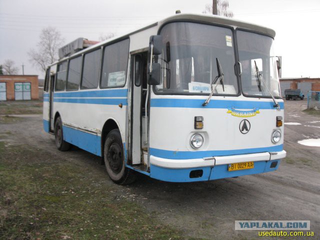 Тест-драйв ЛиАЗ-677: даёшь крен под звон бутылок!