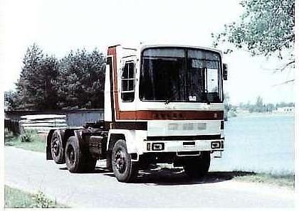 Игра на ЯПе: Угадай АВТО-9