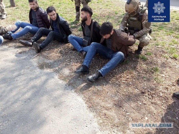 В ночном клубе Краснодара девушке порезали лицо