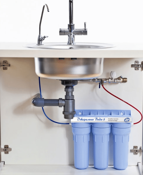 Сотрудники фастфудов откровенно рассказали о тайнах заведений, в которых им пришлось работать