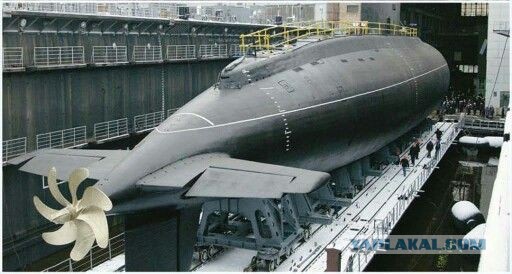 «Потерявшаяся» российская подлодка подстерегла авианосец США