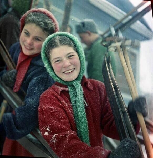Фотографии из прошлого нашей страны - 49