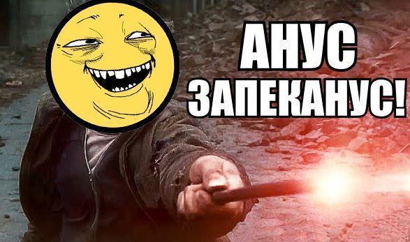 Пешеходы в наушниках и капюшонах