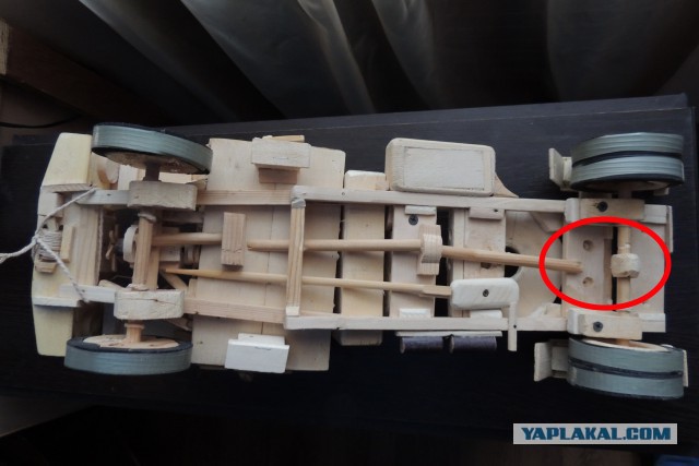 Деревянный самосвал