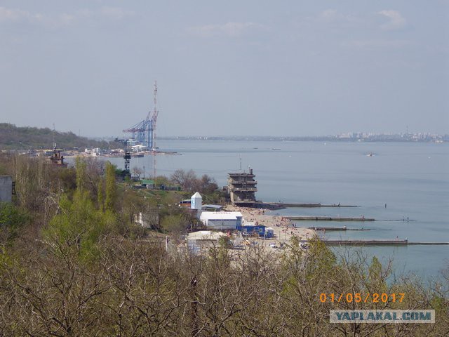 Лето близко. Скоро на всех пляжах страны...