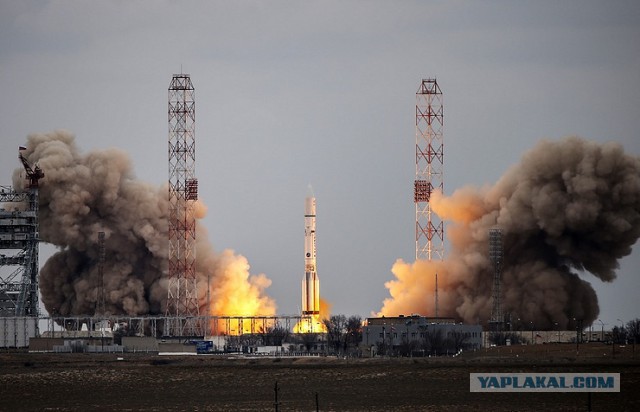 Россия запустила в космос военный спутник с помощью ракеты-носителя «Протон-М»