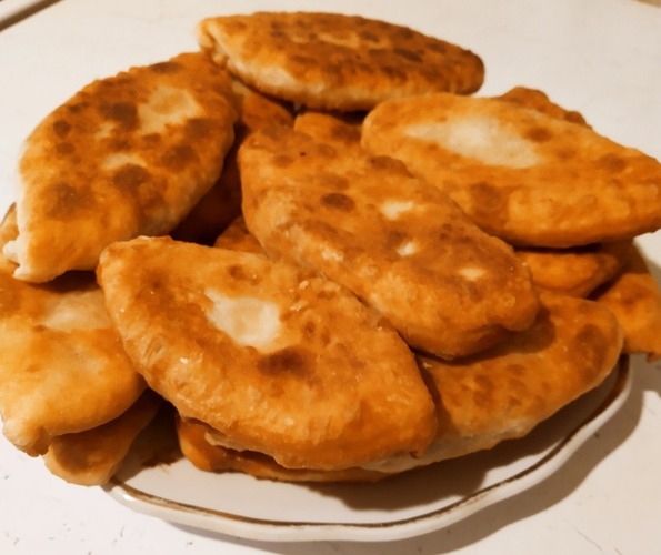 Открываем белорусские пельмени и смотрим, что внутри