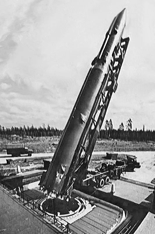 Огромный комплекс бывшей шахтной позиции ядерных ракет Р-16У 567-го ракетного полка