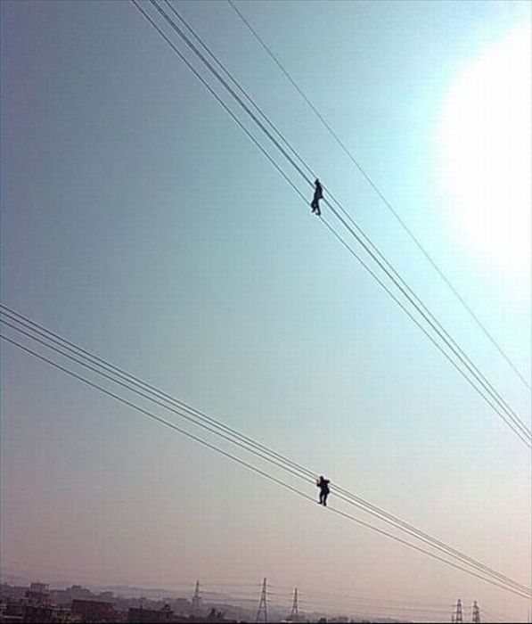 Высота. И высокое напряжение