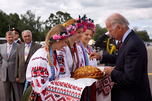 Нуланд обиделась из-за печенек