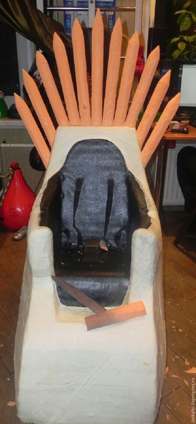 Делаем Железный трон из старой коляски