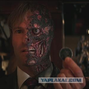 Шеви Камаро в стиле "Джекил и Хайд"