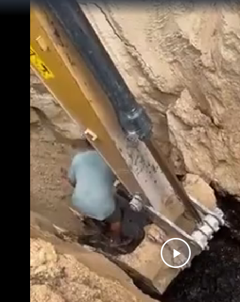 "А был бы в каске..."