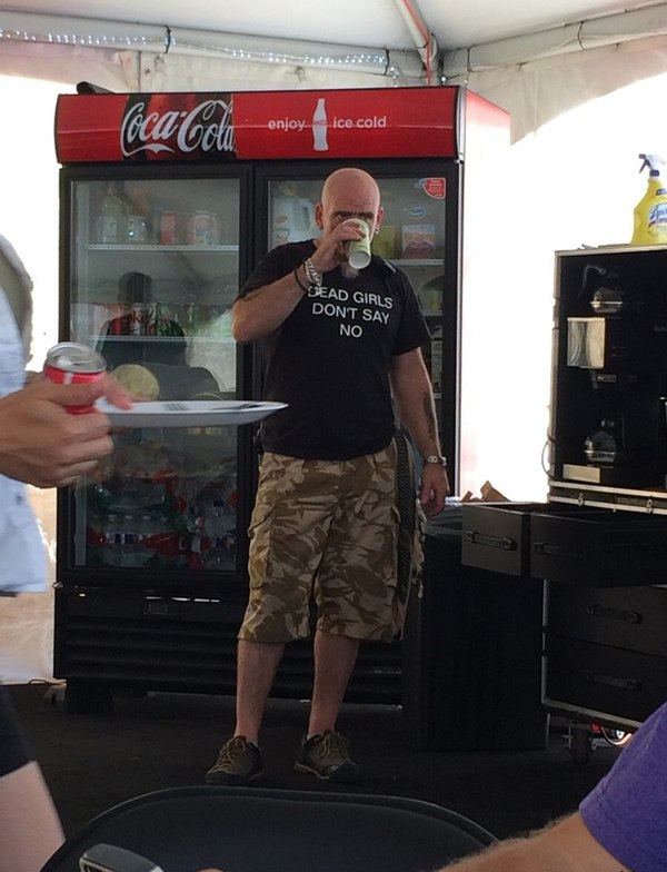 Несерьезные картинки на воскресенье